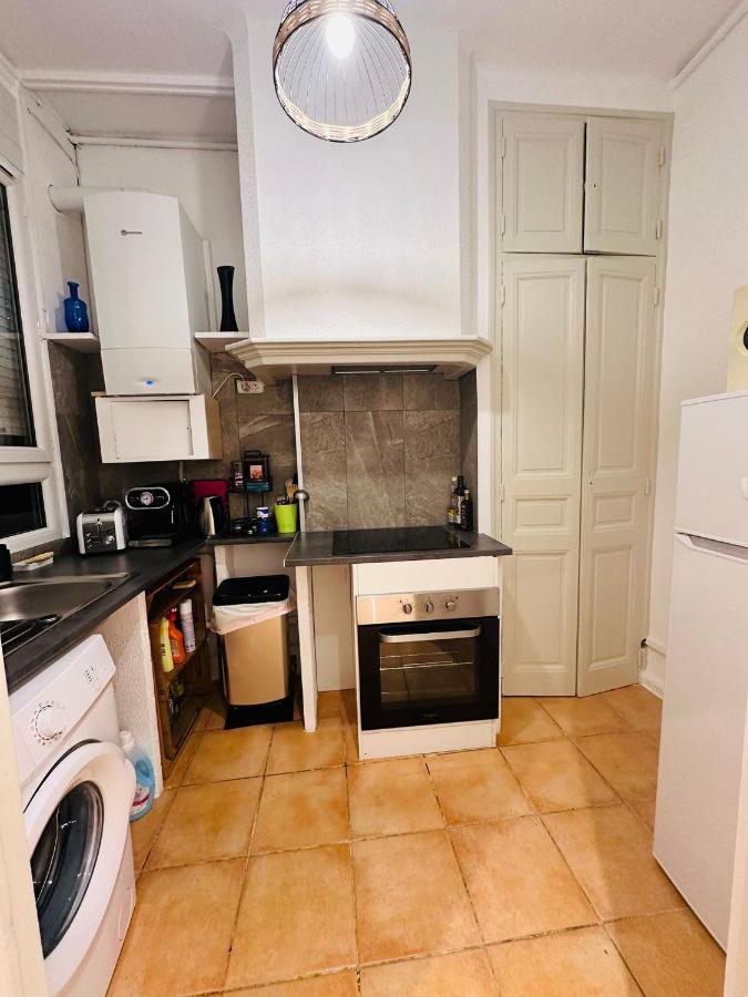 Apartment Lumineux Et Spacieux 2 Avec Parking Gratuit Dans La Rue